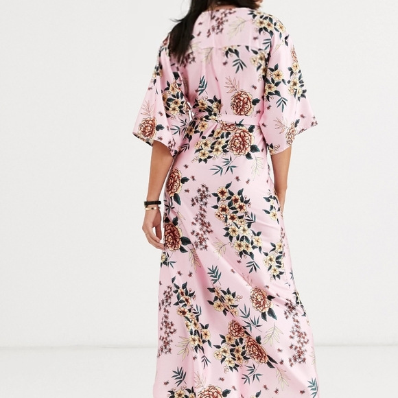 🍒NWT🍒 THE ORIENT KIMONO WRAP DRESS - Picture 6 of 13